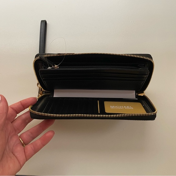 NWT Michael Kors Jet Set Travel Large Pebbled Leather Wristlet - Picture 8 of 15